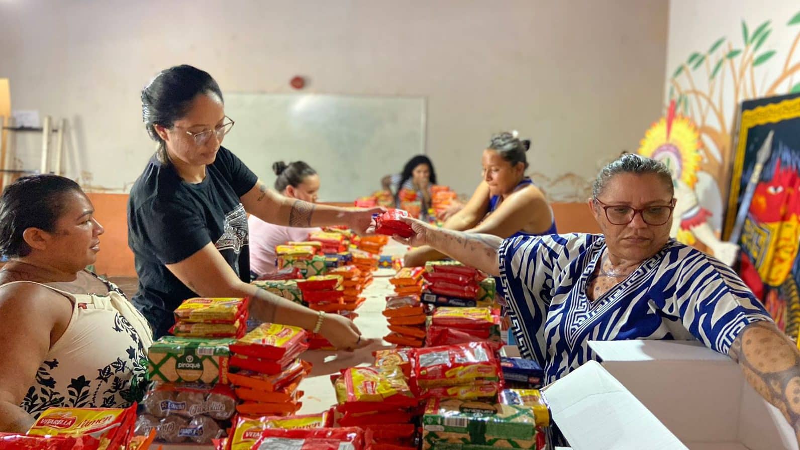 DECORAÇÃO + JOGUINHO DE PÁSCOA - Professora Camila Rocha