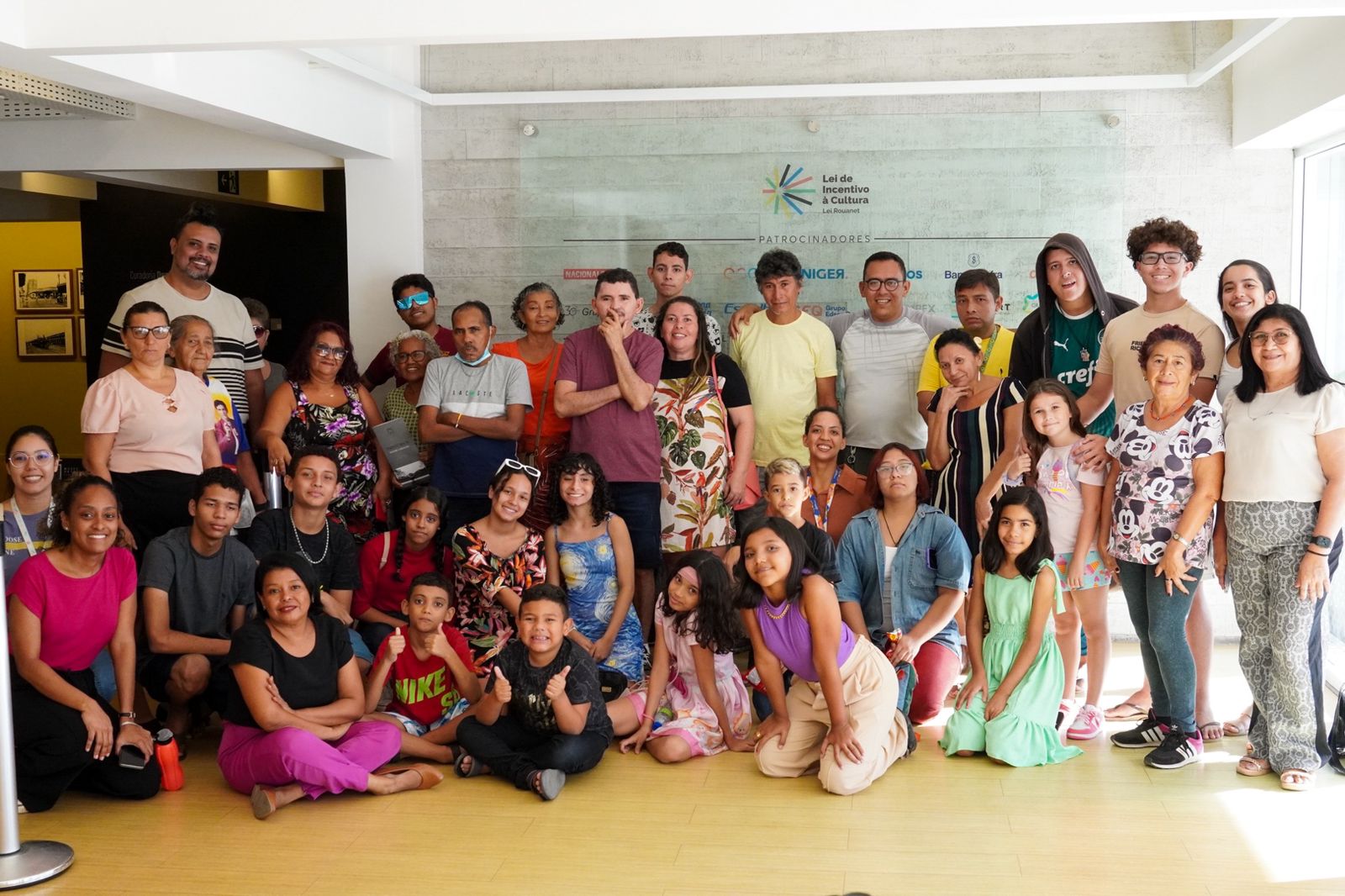 Participantes da Casa AME visitam Museu da Fotografia Fortaleza - Movimento  Saúde Mental